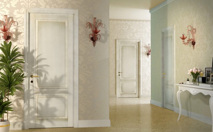 Porte stile classico. Porte della linea Classika. Azienda Flessya S.r.l.