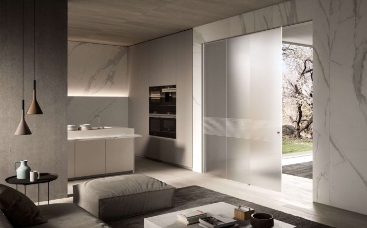 Porte in vetro a battente e scorrevole collezione Vitra di Henry Glass S.r.l.