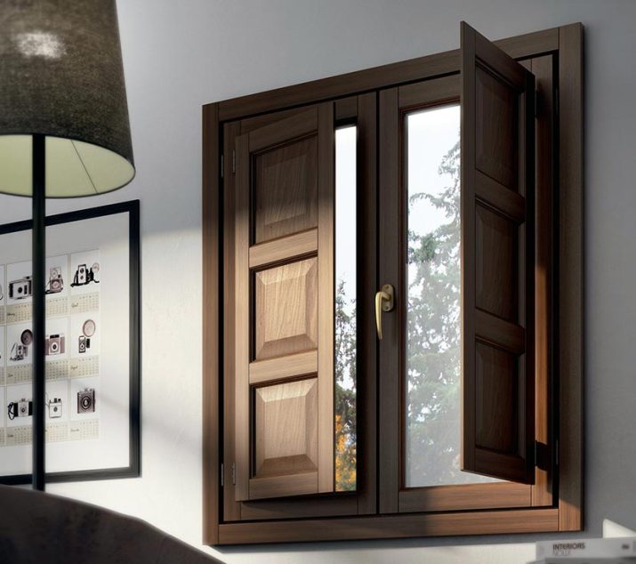 Infissi in legno. Scuretti in Legno. Azienda B.G. Legno S.r.l.