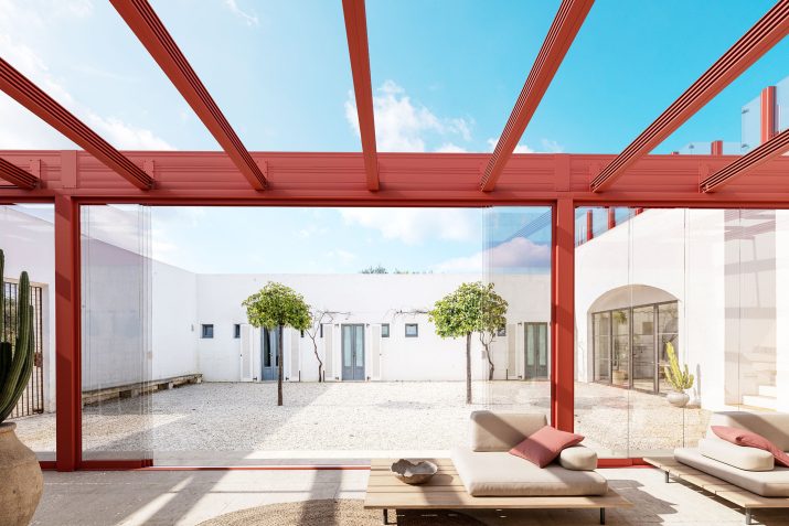 Nesos. Copertura in vetro per outdoor eleganti e protetti. Protezioni S.r.l.