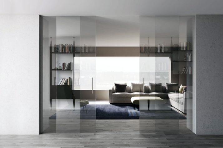 Pareti divisorie in vetro, linea Space: scorrevole per controsoffitto. Foa Porte S.r.l.