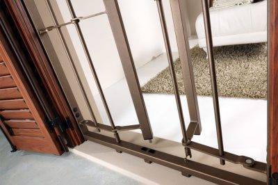 Grate di sicurezza. Grata porta finestra, dettaglio snodo. Combi, Inferriata modello Perfekta.